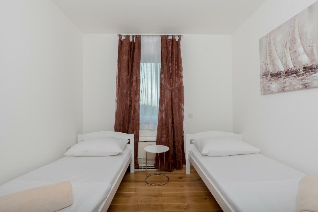 Villa Anja 1St Floor 페로이 외부 사진