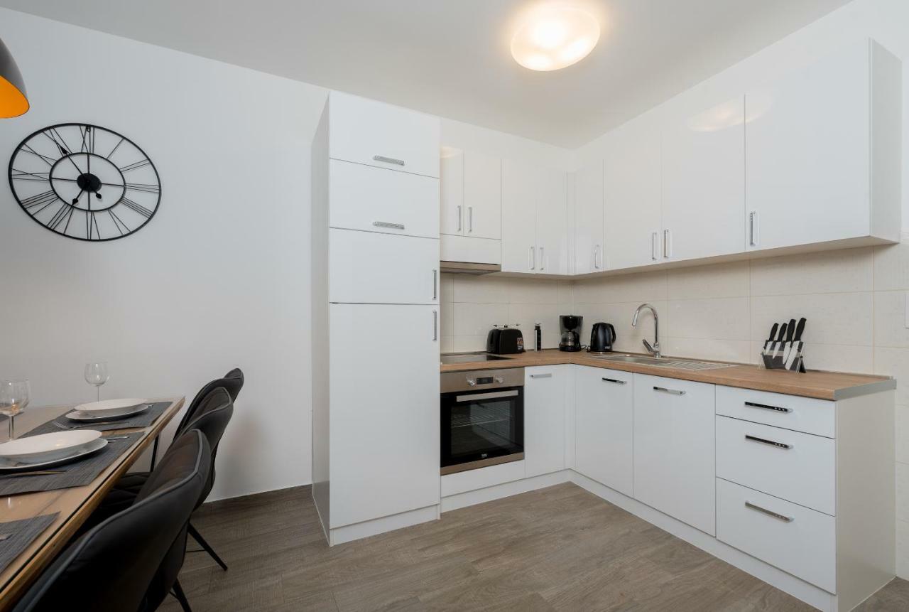 Villa Anja 1St Floor 페로이 외부 사진